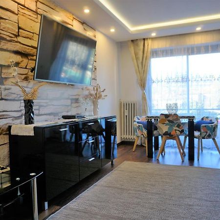 Charming Ac 2-Bedroom Apartment Antibes City Center Family, Couples Friendly المظهر الخارجي الصورة