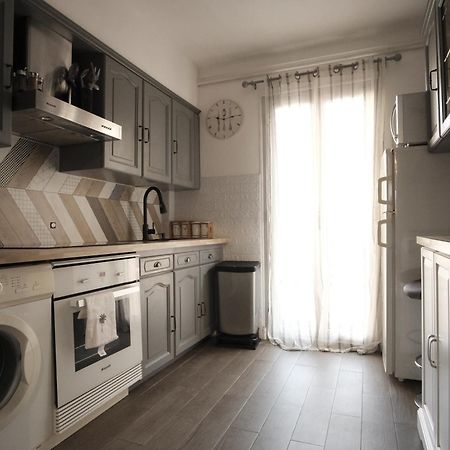 Charming Ac 2-Bedroom Apartment Antibes City Center Family, Couples Friendly المظهر الخارجي الصورة